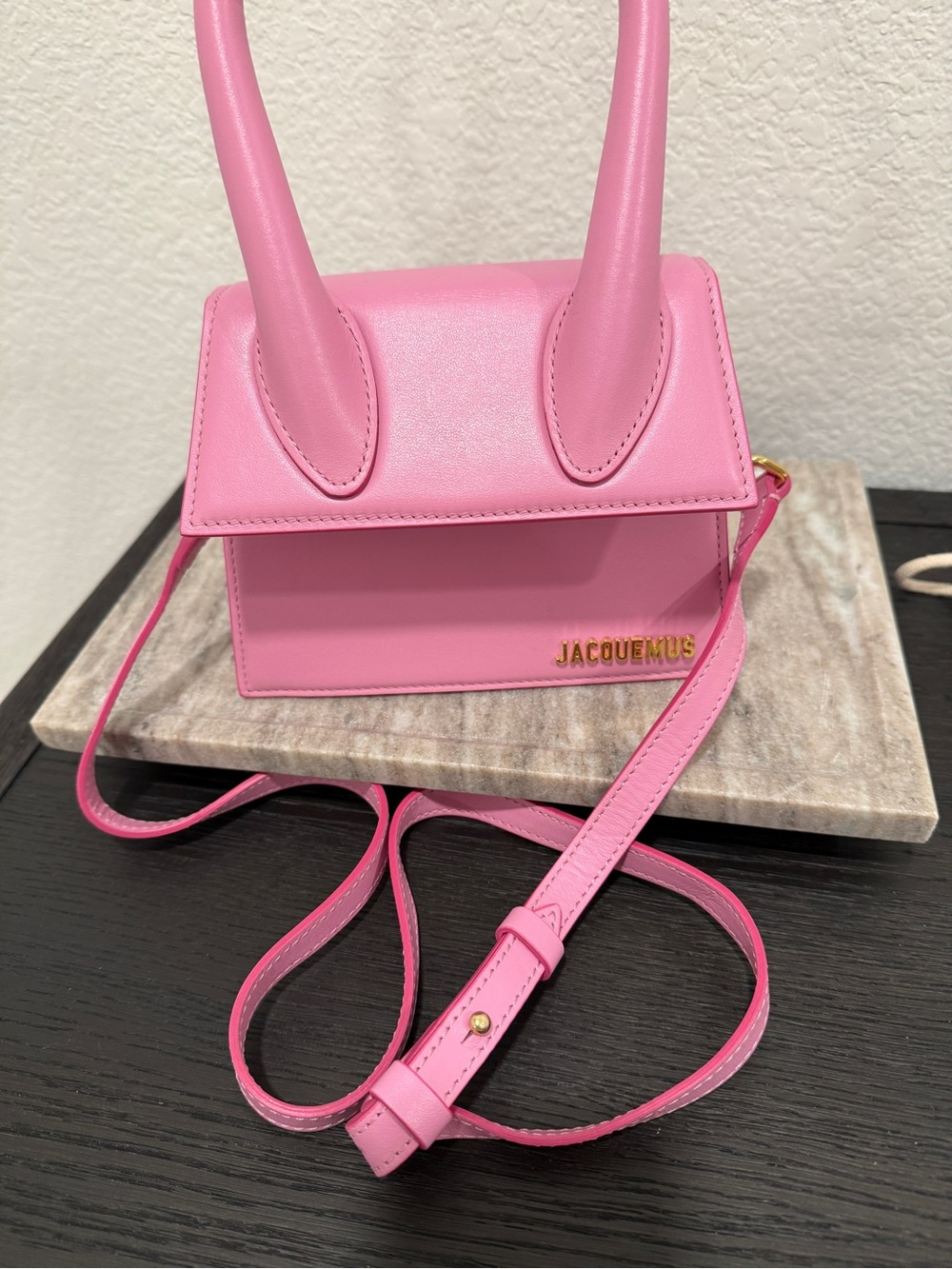 Jacquemus Le Chiquito Moyen Pink Leather Top Handle Bag Crossbody - Picture 5 of 8